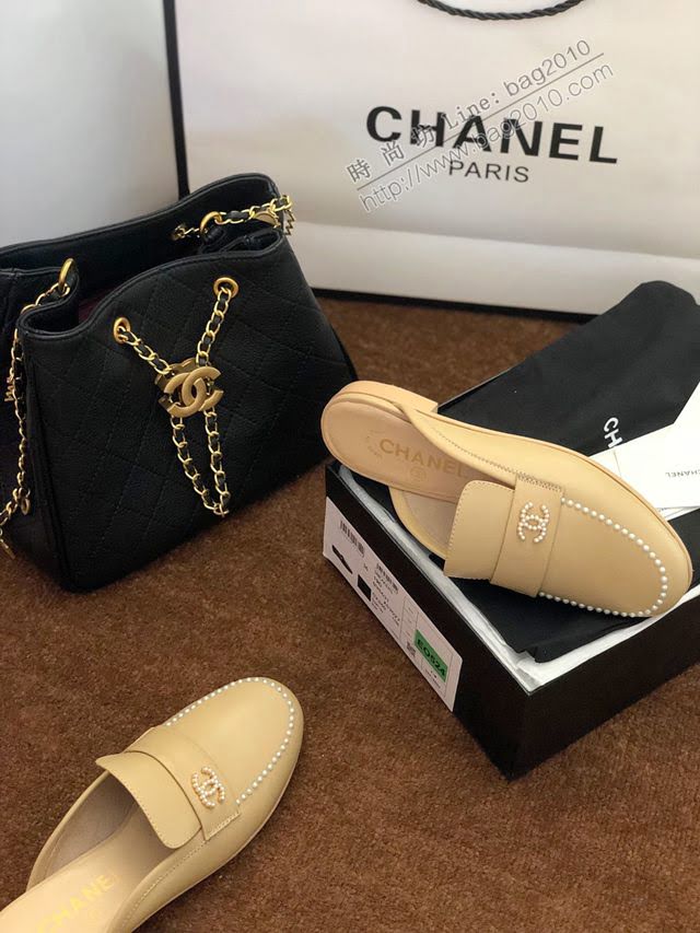 Chanel女鞋 香奈兒2020春夏頂級涼鞋系列 大扣小珍珠 Chanel爆款休閒女單皮鞋  naq1313